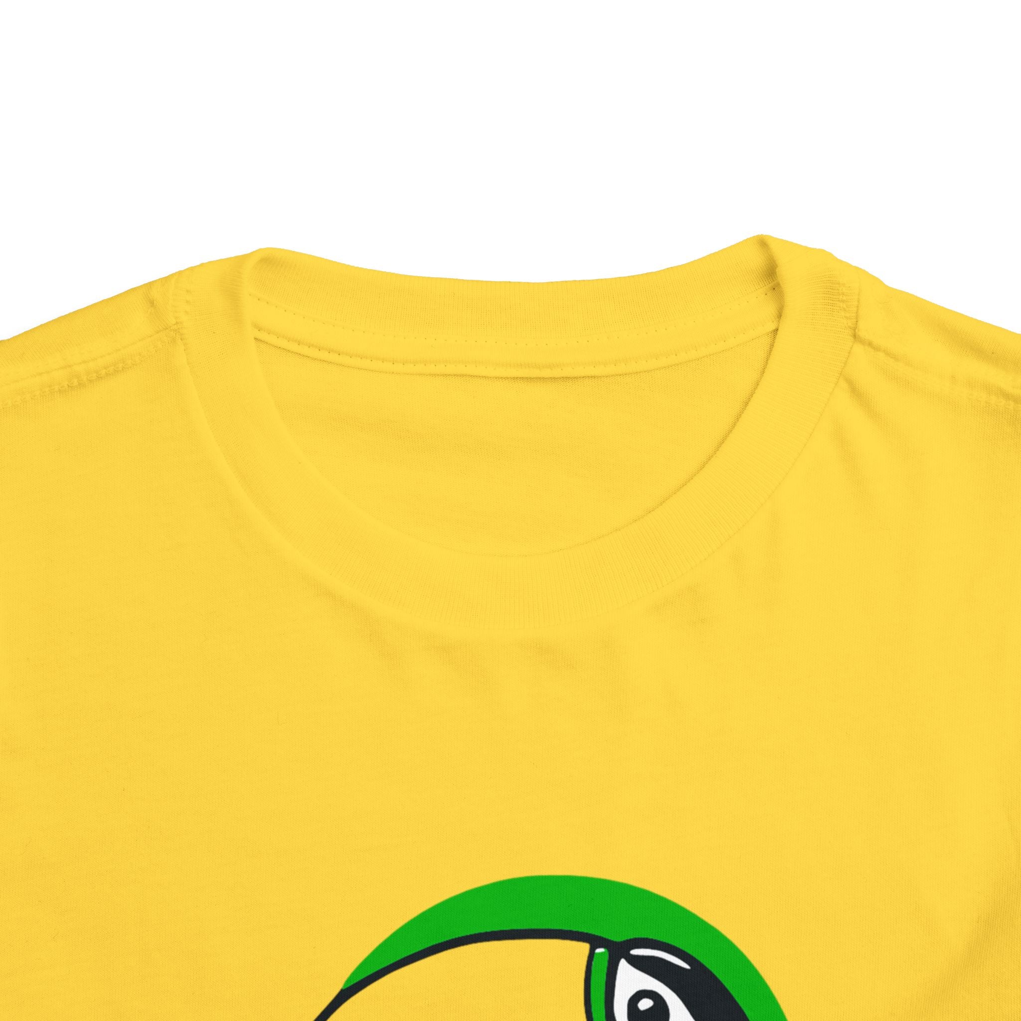 Brazilian-American Crianças T-Shirt - Toucan Design on Amarelo - Celebrate Brazilian Roots Toddler Short Sleeve Tee