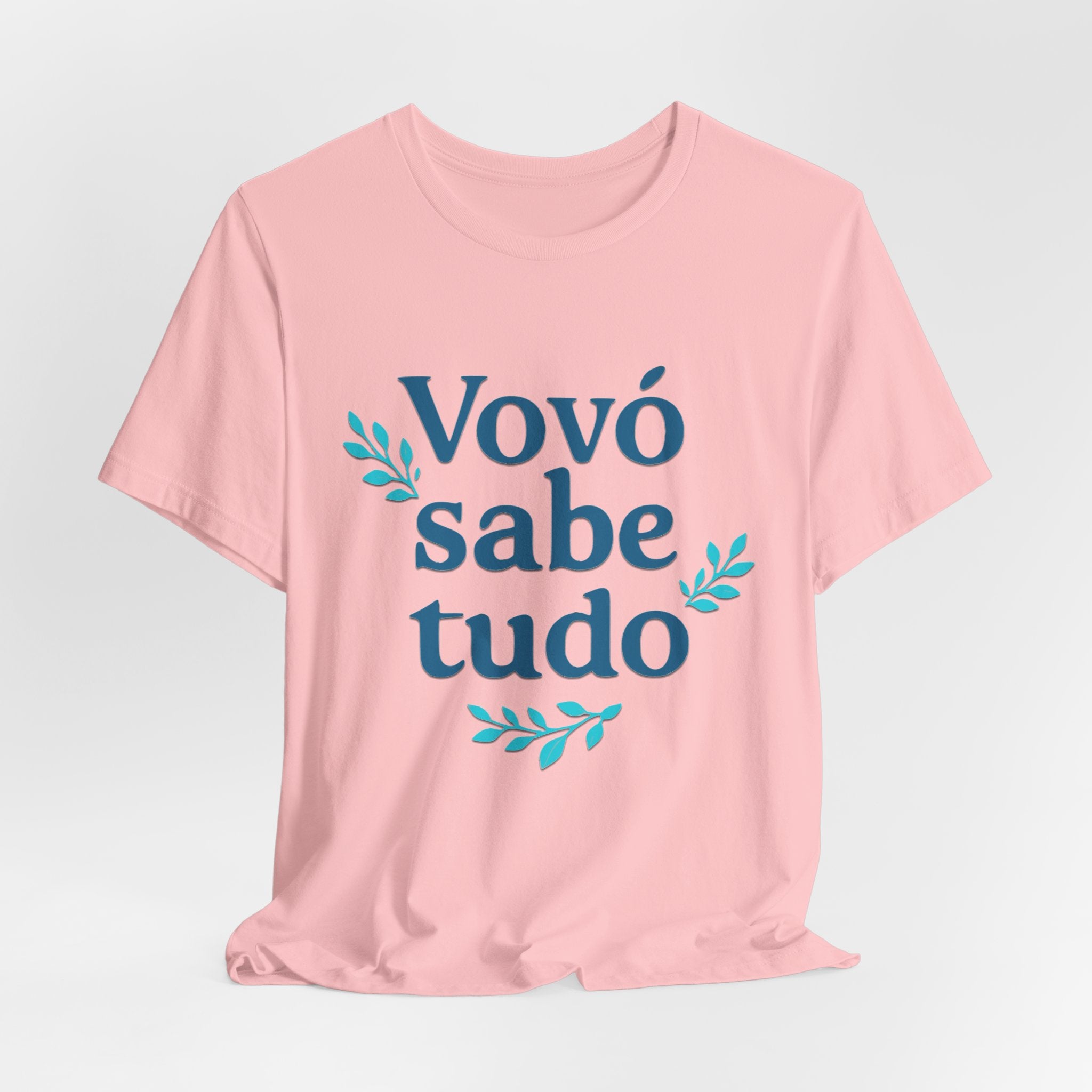 Vovó sabe tudo Grandma Knows Everything T-Shirt | Portuguese Grandma Tee