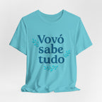 Vovó sabe tudo Grandma Knows Everything T-Shirt | Portuguese Grandma Tee