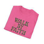 Caminha Pela Fé Camiseta | Walk By Faith T-Shirt Christian Tee