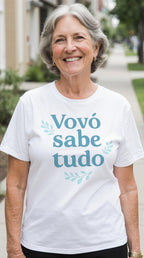 Vovó sabe tudo Grandma Knows Everything T-Shirt | Portuguese Grandma Tee